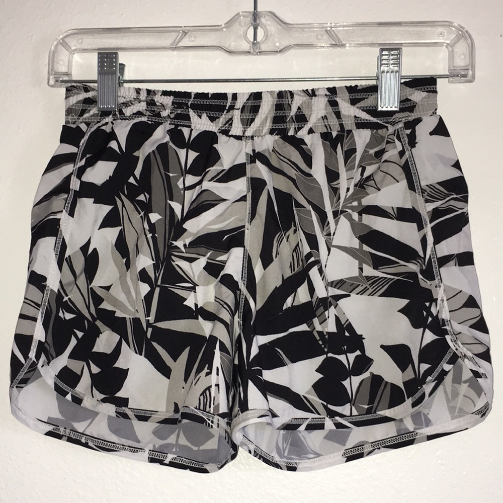 Old Navy Girls Go-Dry Run Shorts